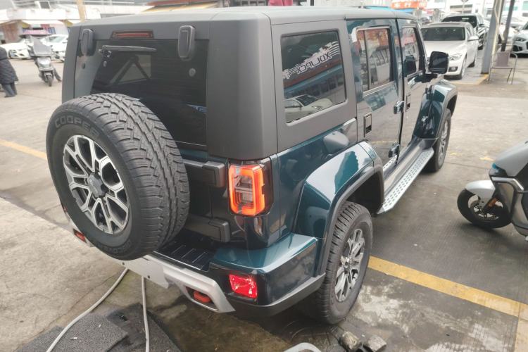 Used BAIC Off-Road BJ40 2023 2.0T Automatic Four-Wheel Drive Urban Hunter Edition Chivalrous Type Rear Right 45 Deg