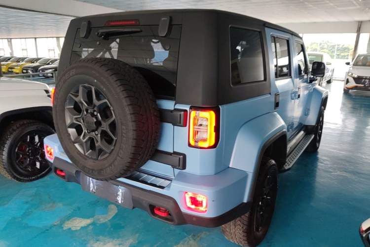 Used BAIC Off-Road BJ40 2023 2.0D Automatic Four-Wheel Drive Blade Hero Edition Adventurer Type Rear Right 45 Deg