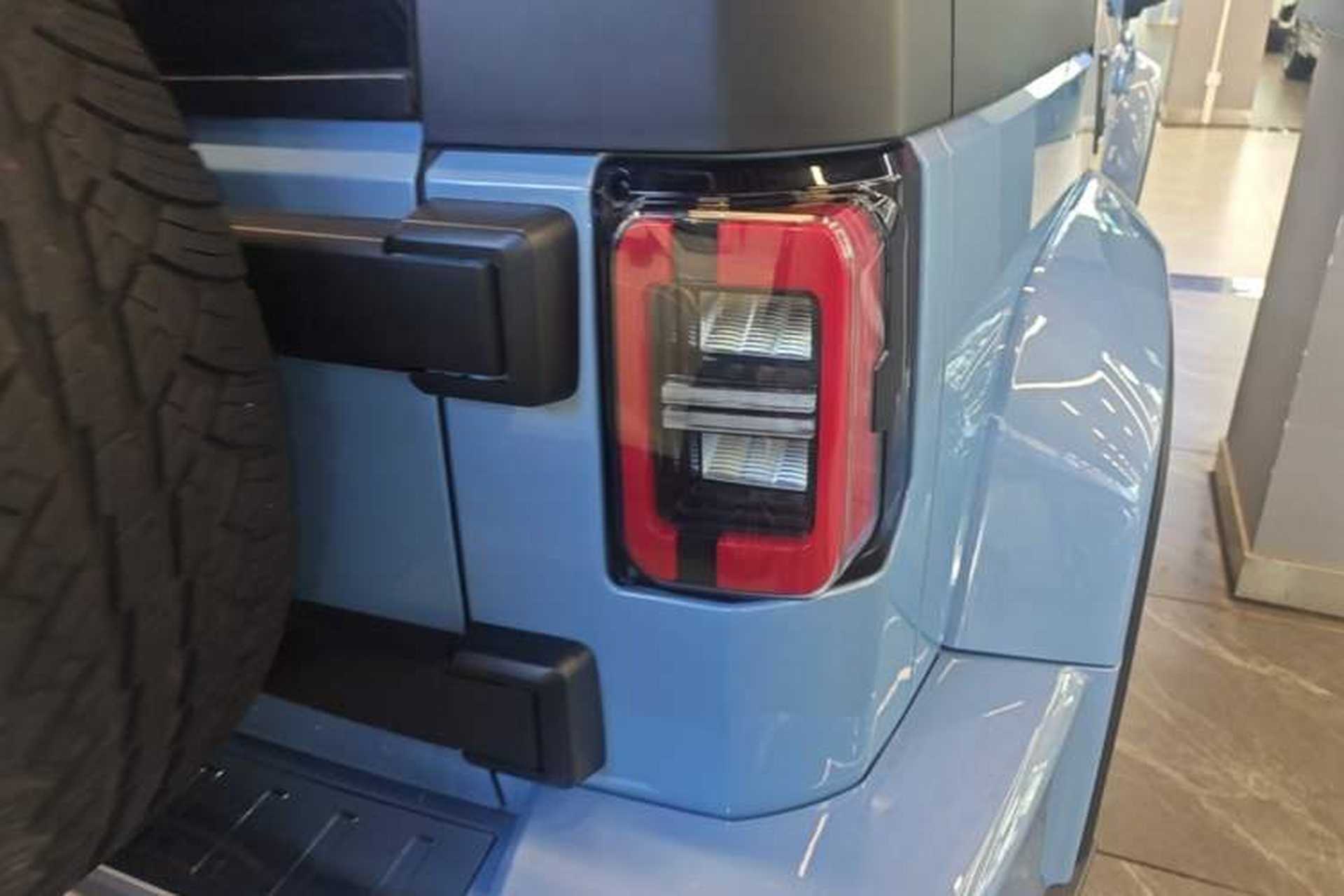 Used BAIC Off-Road BJ40 2023 2.0T Automatic Four-Wheel Drive Urban Hunter Edition Chivalrous Type Right Rear Taillight