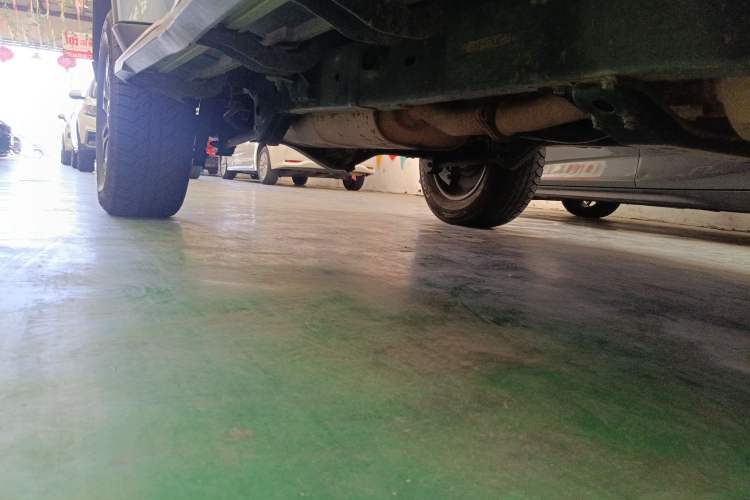 Used BAIC Off-Road BJ40 2023 2.0T Automatic Four-Wheel Drive Urban Hunter Edition Chivalrous Type Right Side Sill