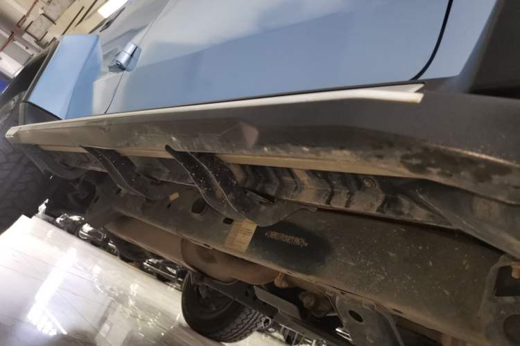 Used BAIC Off-Road BJ40 2023 2.0D Automatic Four-Wheel Drive Blade Hero Edition Adventurer Type Right Side Sill