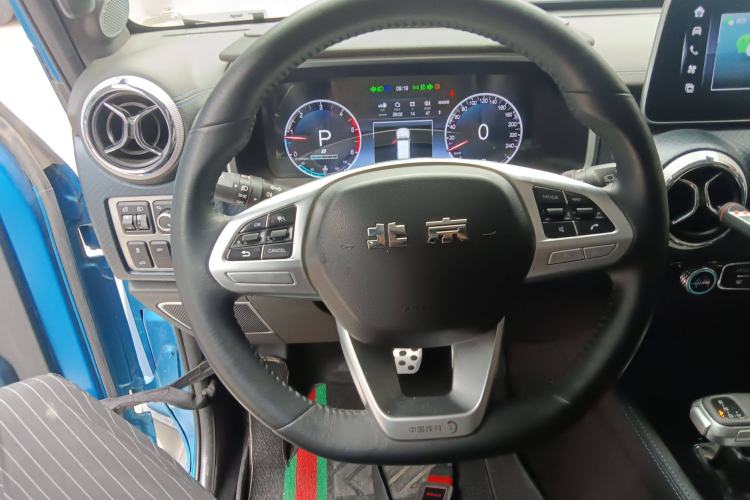 Used BAIC Off-Road BJ40 2023 2.0D Automatic Four-Wheel Drive Blade Hero Edition Adventurer Type Steering Wheel