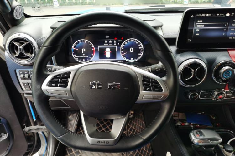 Used BAIC Off-Road BJ40 2023 2.0T Automatic Four-Wheel Drive Urban Hunter Edition Chivalrous Type Steering Wheel