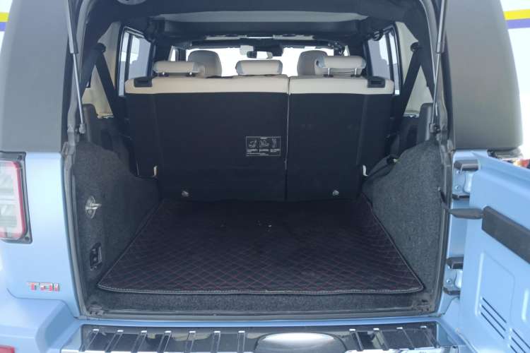 Used BAIC Off-Road BJ40 2023 2.0D Automatic Four-Wheel Drive Blade Hero Edition Adventurer Type Trunk