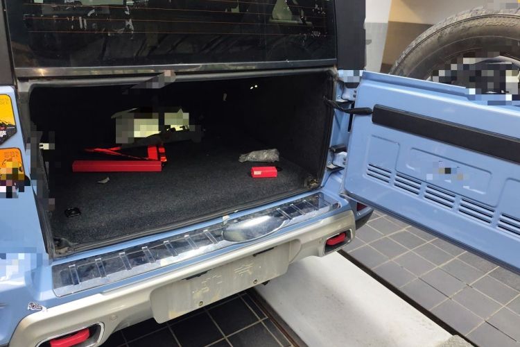 Used BAIC Off-Road BJ40 2023 2.0T Automatic Four-Wheel Drive Urban Hunter Edition Chivalrous Type Trunk