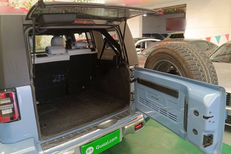 Used BAIC Off-Road BJ40 2023 2.0T Automatic Four-Wheel Drive Urban Hunter Edition Chivalrous Type Trunk