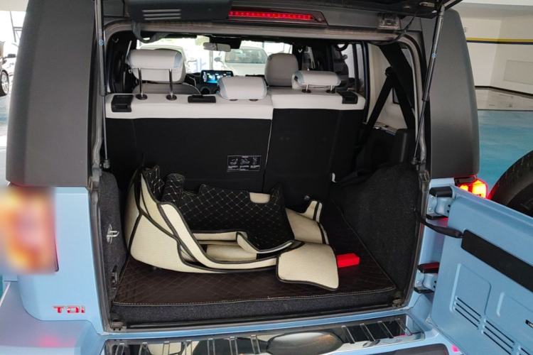 Used BAIC Off-Road BJ40 2023 2.0D Automatic Four-Wheel Drive Blade Hero Edition Adventurer Type Trunk