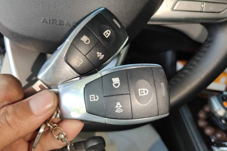 Used BAIC Off-Road BJ40 2023 2.0T Automatic Four-Wheel Drive Urban Hunter Edition Chivalrous Type Vehicle Key
