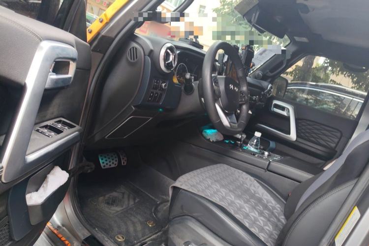 Used BAIC Off-Road BJ40 2023 2.0T Automatic Four-Wheel Drive Ring of the Tower Champion Edition Driver Seat
