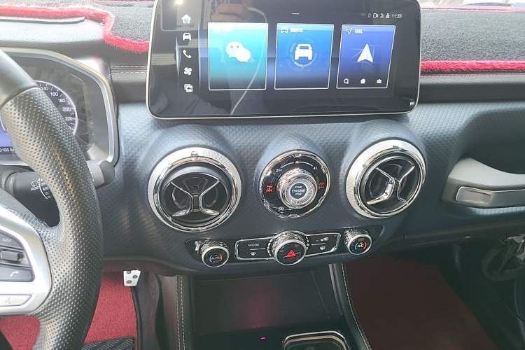 Used BAIC Off-Road BJ40 2023 2.0T Automatic Four-Wheel Drive Ring of the Tower Champion Edition Audio And AC Panel