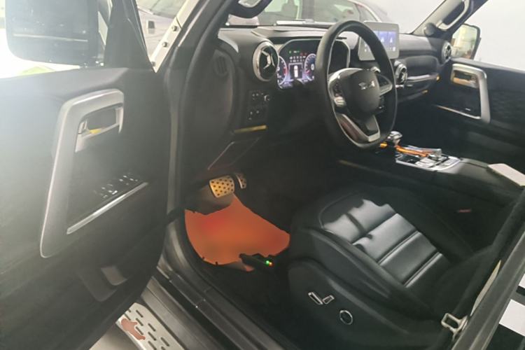 Used BAIC Off-Road BJ40 2023 2.0T Automatic Four-Wheel Drive Ring of the Tower Champion Edition Driver Seat