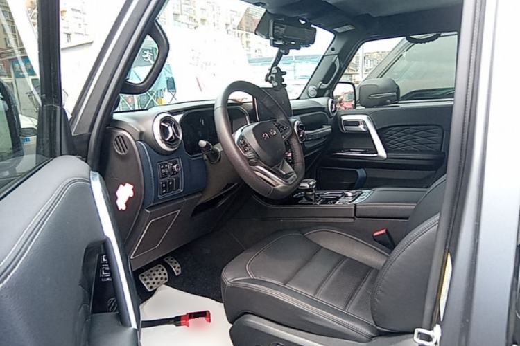 Used BAIC Off-Road BJ40 2023 2.0T Automatic Four-Wheel Drive Ring of the Tower Champion Edition Driver Seat