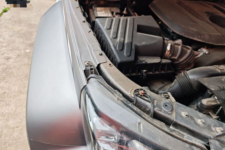 Used BAIC Off-Road BJ40 2023 2.0T Automatic Four-Wheel Drive Ring of the Tower Champion Edition Engine Bay Right