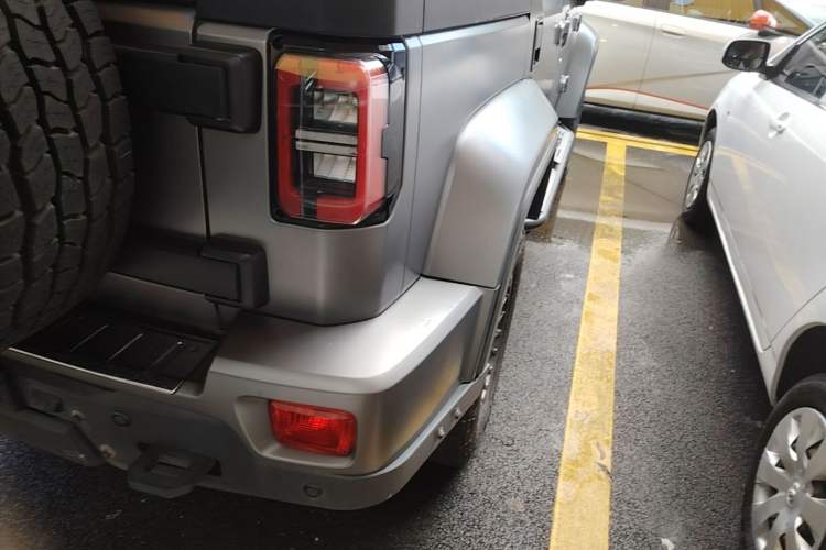 Used BAIC Off-Road BJ40 2023 2.0T Automatic Four-Wheel Drive Ring of the Tower Champion Edition Exterior 1