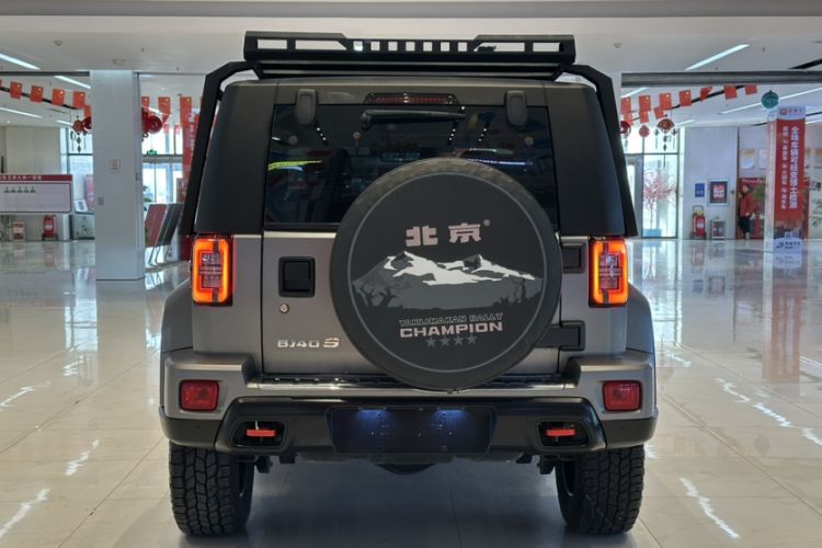 Used BAIC Off-Road BJ40 2023 2.0T Automatic Four-Wheel Drive Ring of the Tower Champion Edition Exterior 2