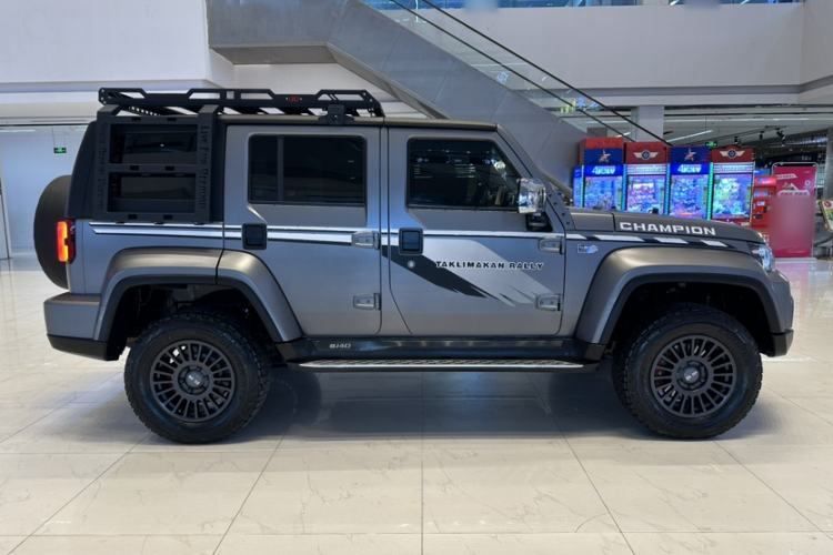 Used BAIC Off-Road BJ40 2023 2.0T Automatic Four-Wheel Drive Ring of the Tower Champion Edition Exterior 3