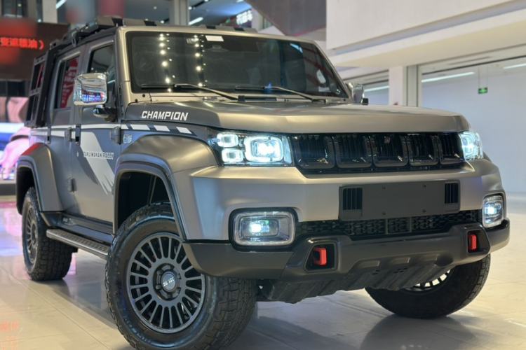 Used BAIC Off-Road BJ40 2023 2.0T Automatic Four-Wheel Drive Ring of the Tower Champion Edition Exterior 4