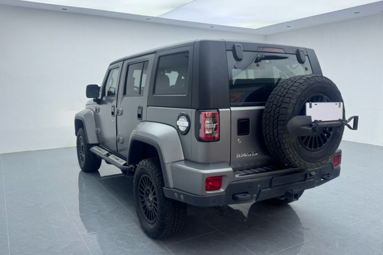 Used BAIC Off-Road BJ40 2023 2.0T Automatic Four-Wheel Drive Ring of the Tower Champion Edition Exterior 9
