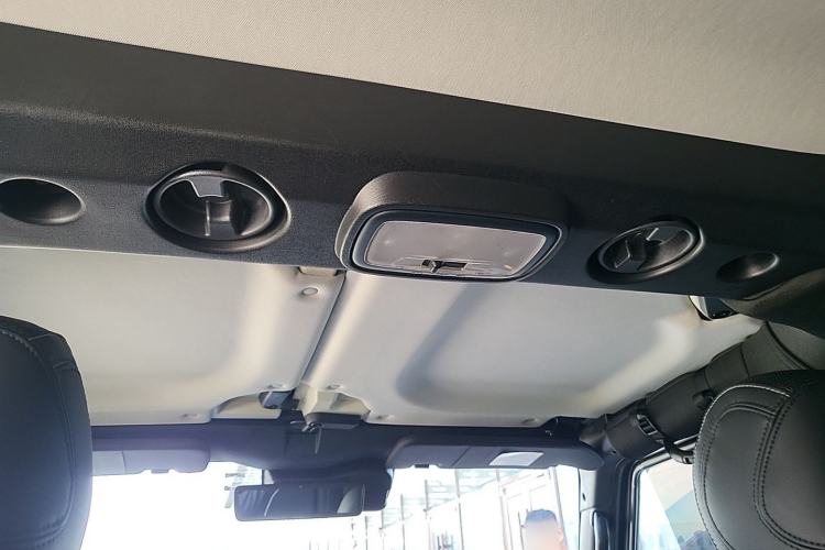 Used BAIC Off-Road BJ40 2023 2.0T Automatic Four-Wheel Drive Ring of the Tower Champion Edition Headliner