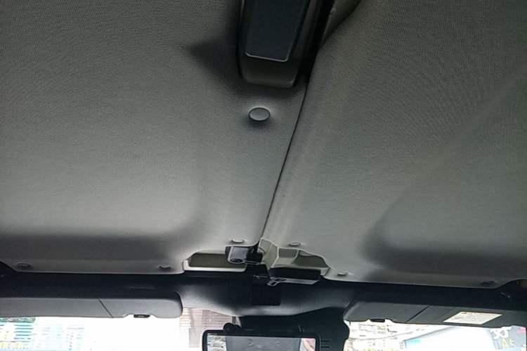 Used BAIC Off-Road BJ40 2023 2.0T Automatic Four-Wheel Drive Ring of the Tower Champion Edition Headliner