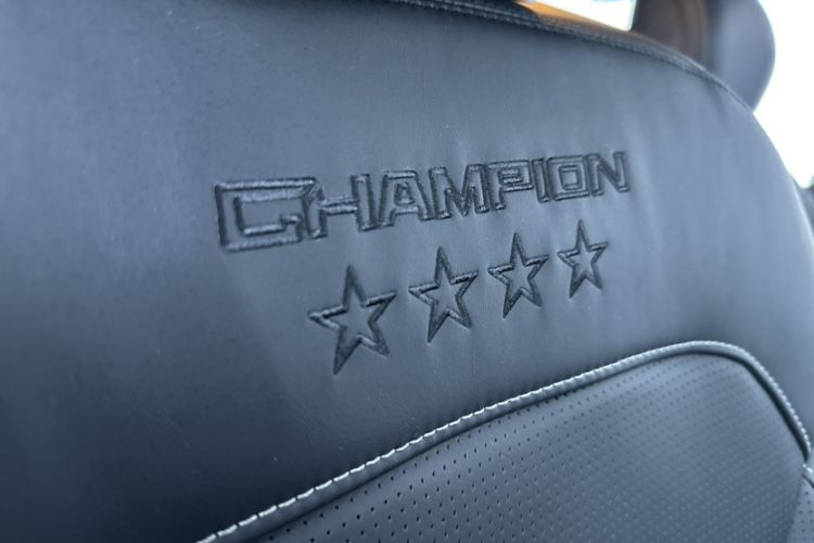 Used BAIC Off-Road BJ40 2023 2.0T Automatic Four-Wheel Drive Ring of the Tower Champion Edition Interior 14