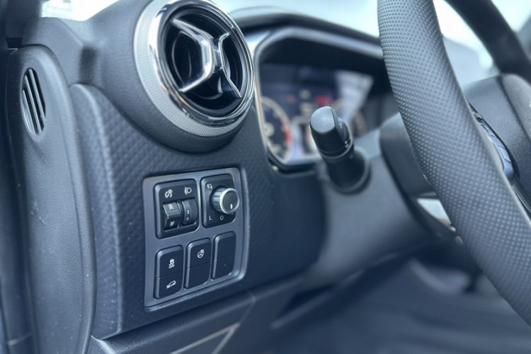 Used BAIC Off-Road BJ40 2023 2.0T Automatic Four-Wheel Drive Ring of the Tower Champion Edition Interior 15