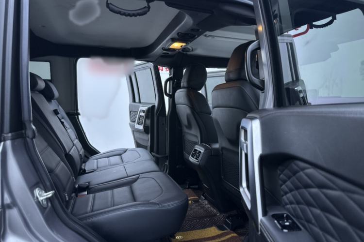 Used BAIC Off-Road BJ40 2023 2.0T Automatic Four-Wheel Drive Ring of the Tower Champion Edition Interior 8