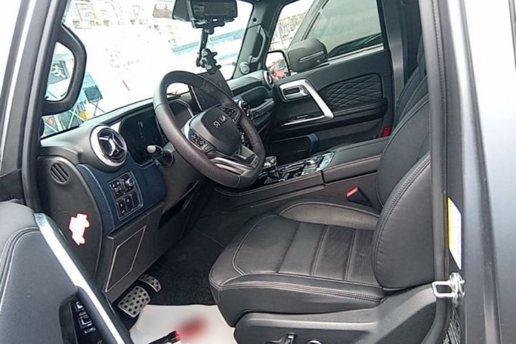 Used BAIC Off-Road BJ40 2023 2.0T Automatic Four-Wheel Drive Ring of the Tower Champion Edition Left Front Seat