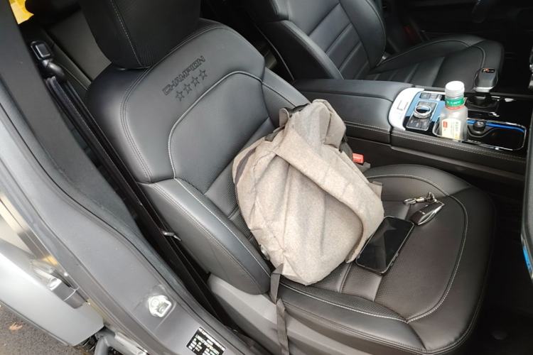 Used BAIC Off-Road BJ40 2023 2.0T Automatic Four-Wheel Drive Ring of the Tower Champion Edition Right Front Seat
