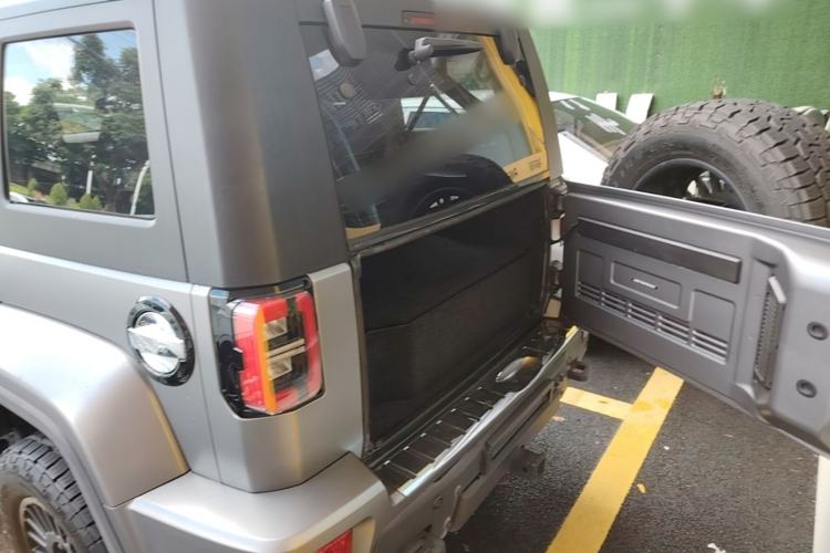 Used BAIC Off-Road BJ40 2023 2.0T Automatic Four-Wheel Drive Ring of the Tower Champion Edition Trunk