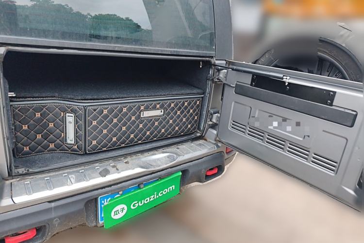 Used BAIC Off-Road BJ40 2023 2.0T Automatic Four-Wheel Drive Ring of the Tower Champion Edition Trunk