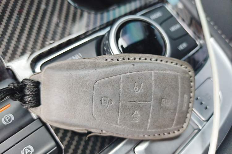 Used BAIC Off-Road BJ40 2023 2.0T Automatic Four-Wheel Drive Ring of the Tower Champion Edition Vehicle Key