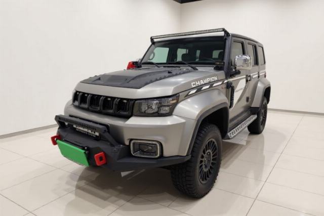 BAIC Off-Road BJ40 2023 2.0T Automatic Four-Wheel Drive Ring of the Tower Champion Edition usado