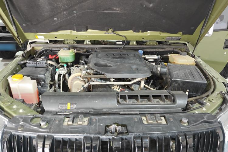 Used BAIC Off-Road BJ40 2023 2.0D Automatic Four-Wheel Drive Blade Hero Edition Adventurer Type (with Front and Rear Electronic Locks) Engine Bay