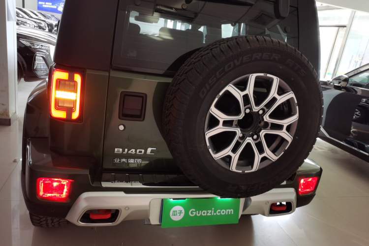 Used BAIC Off-Road BJ40 2023 2.0T Automatic Four-Wheel Drive Urban Hunter Edition Chivalrous Type Exterior 4
