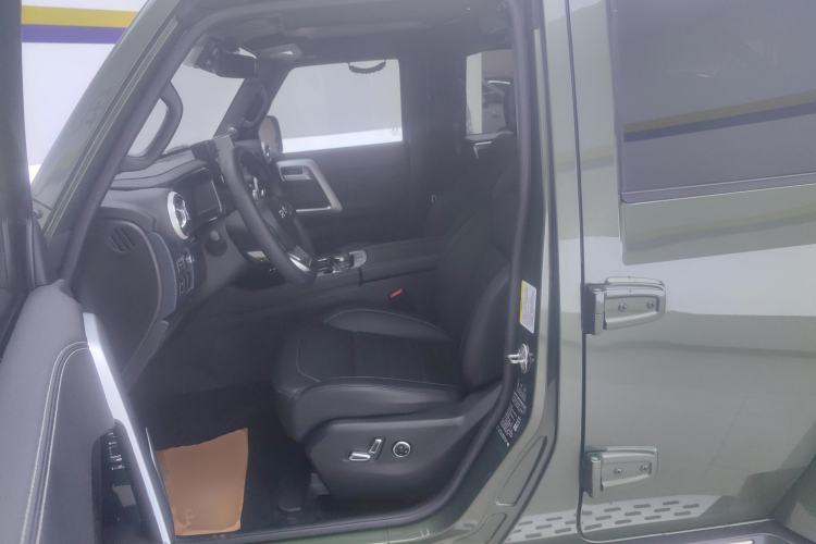 Used BAIC Off-Road BJ40 2023 2.0T Automatic Four-Wheel Drive Urban Hunter Edition Chivalrous Type Left Front Seat