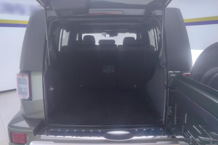 Used BAIC Off-Road BJ40 2023 2.0T Automatic Four-Wheel Drive Urban Hunter Edition Chivalrous Type Trunk