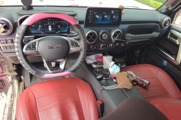 Used BAIC Off-Road BJ40 2023 2.0D Automatic Four-Wheel Drive Blade Hero Edition Adventurer Type Interior 2