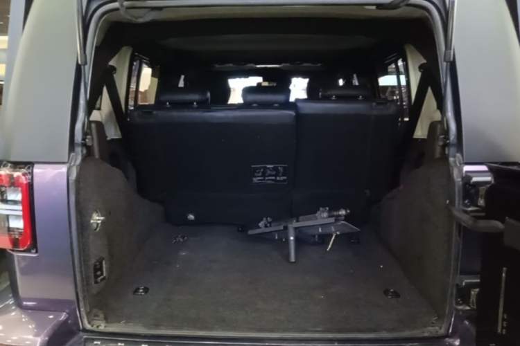 Used BAIC Off-Road BJ40 2023 2.0T Automatic Four-Wheel Drive Urban Hunter Edition Chivalrous Type Trunk