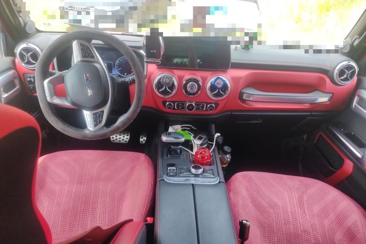 Used BAIC Off-Road BJ40 2023 2.0T Automatic Four-Wheel Drive Urban Hunter Edition Prestige Version Center Console
