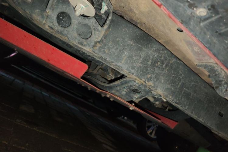 Used BAIC Off-Road BJ40 2023 2.0T Automatic Four-Wheel Drive Urban Hunter Edition Chivalrous Type Chassis Front Left