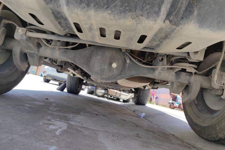 Used BAIC Off-Road BJ40 2023 2.0T Automatic Four-Wheel Drive Urban Hunter Edition Chivalrous Type Chassis Rear