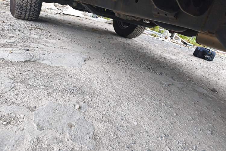Used BAIC Off-Road BJ40 2023 2.0T Automatic Four-Wheel Drive Urban Hunter Edition Chivalrous Type Chassis Rear Left