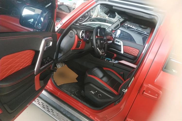 Used BAIC Off-Road BJ40 2023 2.0D Automatic Four-Wheel Drive Blade Hero Edition Adventurer Type Driver Seat