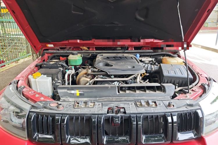 Used BAIC Off-Road BJ40 2023 2.0D Automatic Four-Wheel Drive Blade Hero Edition Adventurer Type Engine Bay