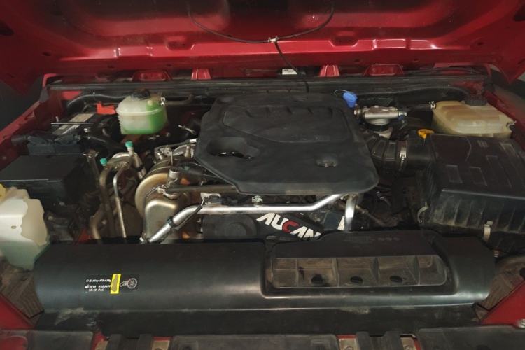 Used BAIC Off-Road BJ40 2023 2.0D Automatic Four-Wheel Drive Blade Hero Edition Adventurer Type Engine Bay