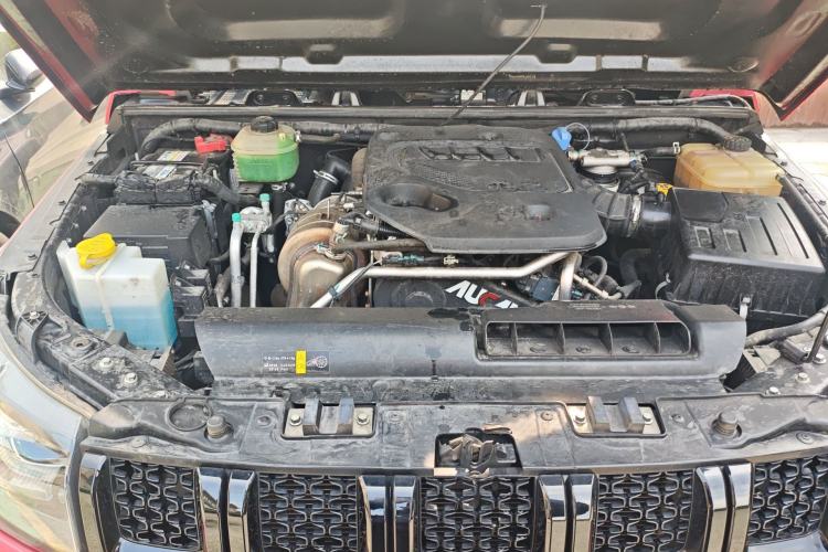 Used BAIC Off-Road BJ40 2023 2.0D Automatic Four-Wheel Drive Blade Hero Edition Adventurer Type Engine Bay