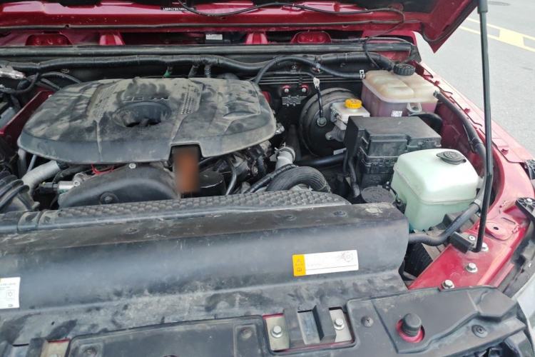 Used BAIC Off-Road BJ40 2023 2.0T Automatic Four-Wheel Drive Urban Hunter Edition Chivalrous Type Engine Bay Left