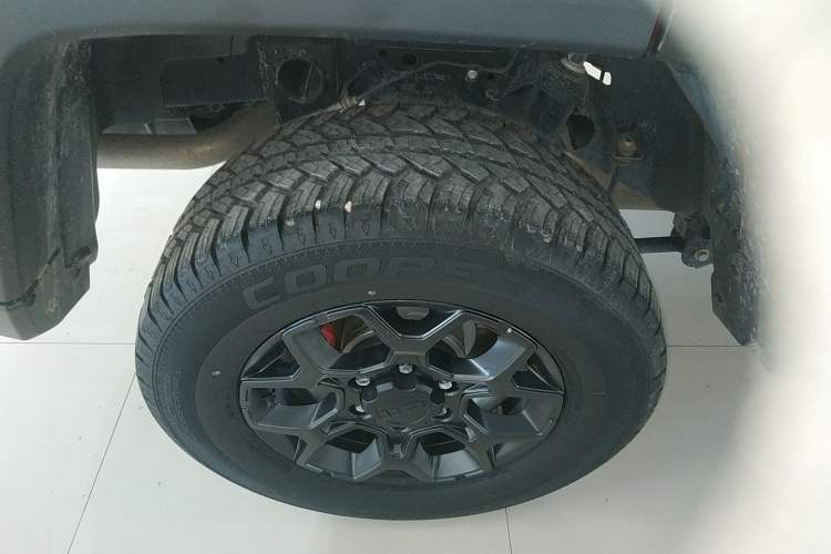 Used BAIC Off-Road BJ40 2023 2.0D Automatic Four-Wheel Drive Blade Hero Edition Adventurer Type Exterior 5
