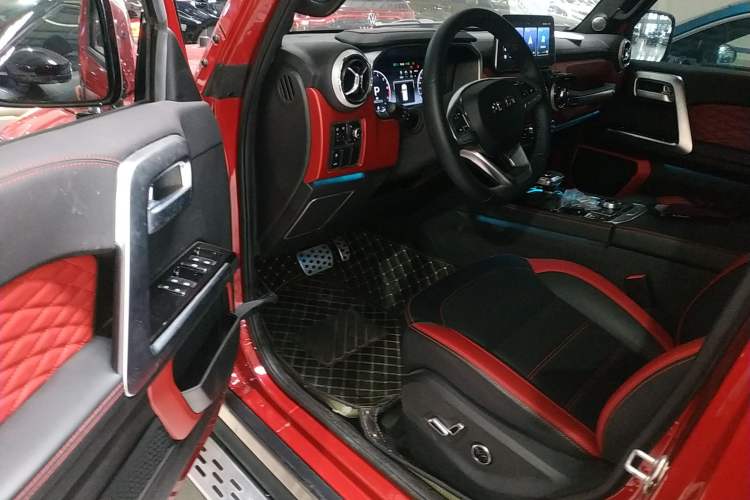 Used BAIC Off-Road BJ40 2023 2.0T Automatic Four-Wheel Drive Urban Hunter Edition Chivalrous Type Interior 3